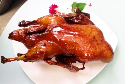 四川甜皮鴨鹵水技術(shù)培訓(xùn)哪里好？學(xué)員通過反復(fù)實際練習(xí)