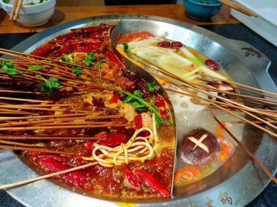 小吃技術培訓班哪里好，火鍋串串香技術培訓學校哪里好？