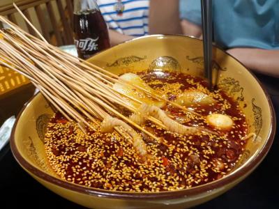 小吃培訓(xùn)學(xué)校多少錢？培訓(xùn)小吃價格學(xué)校有哪些？
