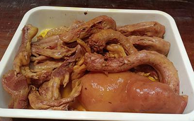 正宗現(xiàn)撈鹵菜教學(xué)哪里味道好？正宗鹵菜培訓(xùn)學(xué)校