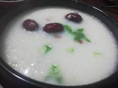 砂鍋粥技術(shù)培訓(xùn)班多少錢(qián)？飄味緣小吃培訓(xùn)學(xué)校詳解